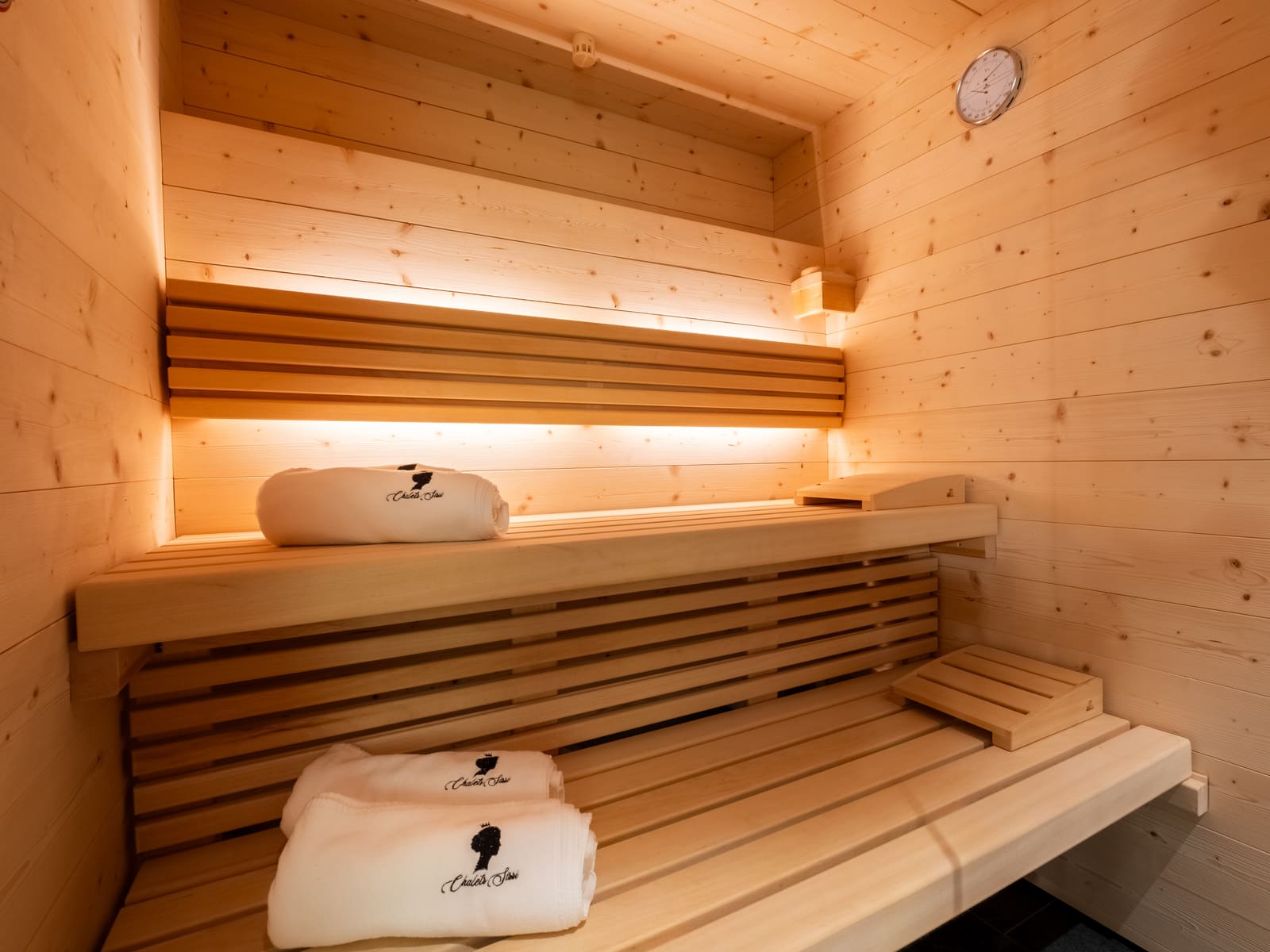 Sauna mit Handtüchern