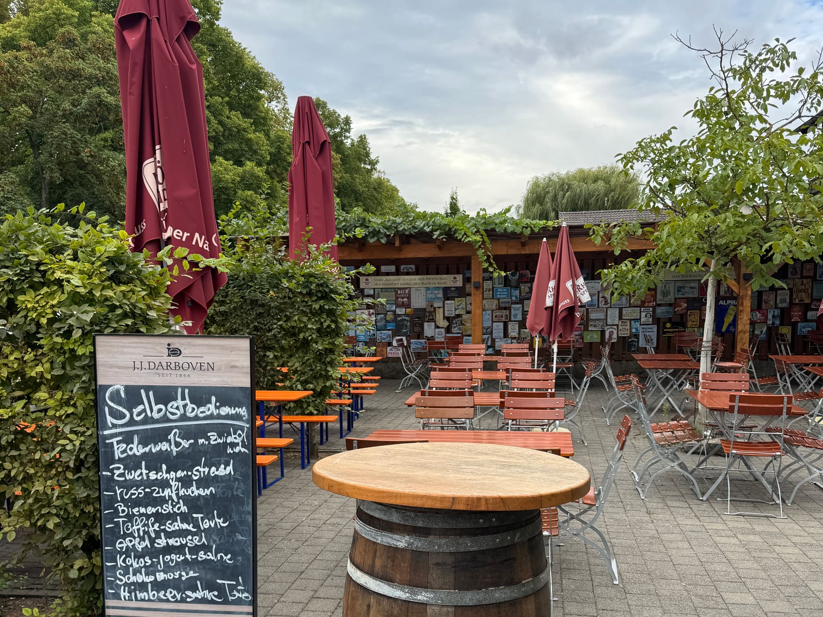 Im Biergarten ZehntGraf